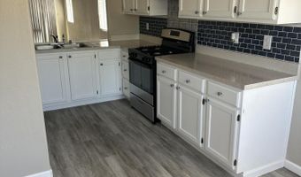 221 E Radine Dr, Benson, AZ 85602