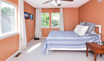 3240 Dunwoodie Rd, Ann Arbor, MI 48105