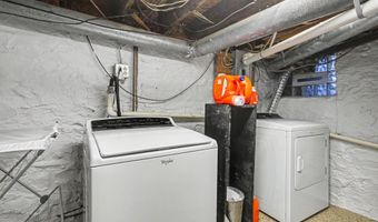 982 Highland St, Columbus, OH 43201