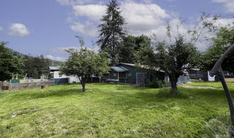 109 W 6th Ave, Clark Fork, ID 83811