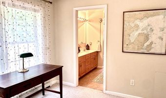 475 Sunrise Ln, Arlington, VT 05250