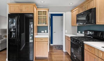 25 Edgecomb St, Albany, NY 12209