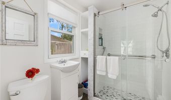 7 Pleasant Vw, Jamestown, RI 02835