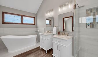450 E Bay Ave, Barnegat, NJ 08005