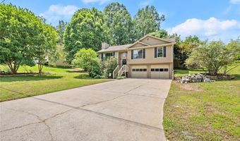 5520 Elderberry Ln, Flowery Branch, GA 30542