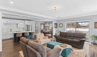 34 Cutter Ln 69, Amesbury, MA 01913