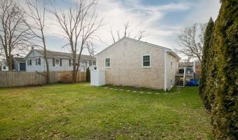 46 Allston Ave, Middletown, RI 02842