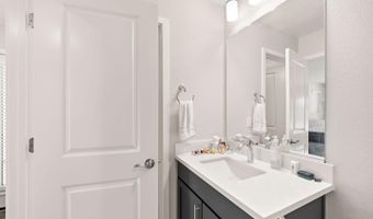 2825 Crusader St, Alameda, CA 94501