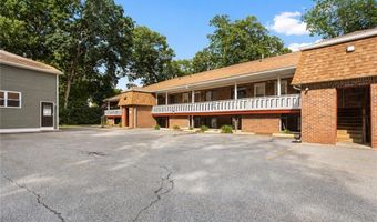 569 Smithfield Rd 23, North Providence, RI 02904