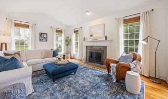 2 Ellsworth Pl, Avon, CT 06001