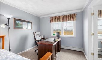 16 Elm Ave, Narragansett, RI 02882