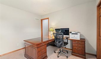 16011 Cedar St, Basehor, KS 66007