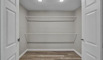 4005 GOLDEN Ct, Cheyenne, WY 82001