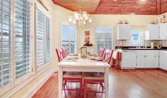 203 E Terminal Blvd, Atlantic Beach, NC 28512