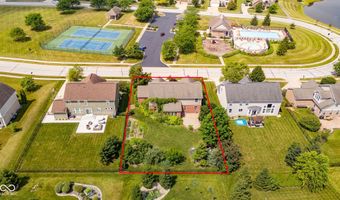 5825 Somerset Blvd E, Bargersville, IN 46106