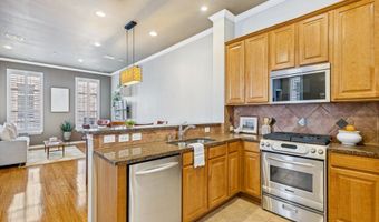 15741 Seabolt 28, Addison, TX 75001