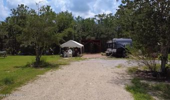 5025 Oak Ln, Bay St. Louis, MS 39520