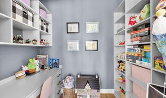 9750 WINDFLOWER Way, Bethesda, MD 20817