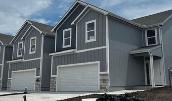 1679 Grayhawk Dr, Basehor, KS 66007