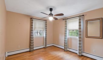 28 Eveready Ave, Bristol, RI 02809