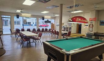 920-924 Parriott St, Aplington, IA 50604