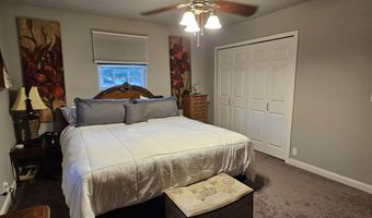 1504 S Tyler Ave, Aurora, MO 65605