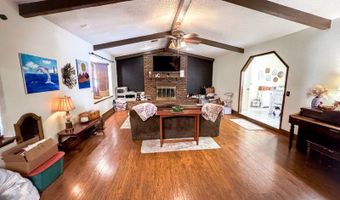 2100 Mockingbird Ln, McAlester, OK 74501