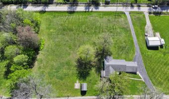 227 S. Seventh St, Albion, IL 62806