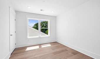 308 FOUNTAIN St, Philadelphia, PA 19128