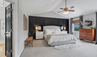 1716 Timber Ridge Estates Dr, Ballwin, MO 63011