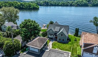 30 S Lake Shore Dr, Brookfield, CT 06804