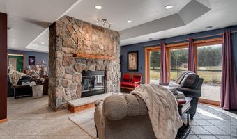 E7009 Jackson Rd, Algoma, WI 54201