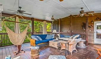 16 Pelican St, Alligator Point, FL 32346