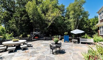 170 Lloyd Rd, North Kingstown, RI 02874