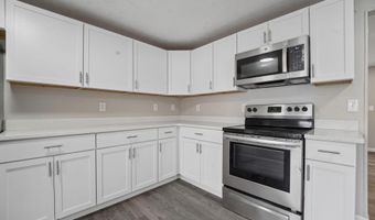 3255 Winding Creek Dr, Columbus, OH 43223