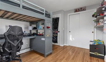 62 Canonchet Trl, Cranston, RI 02921