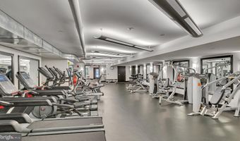 3401 38TH St NW 1B-TWR-505, Washington, DC 20016