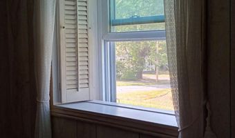 381 Birch St, Bangor, ME 04401