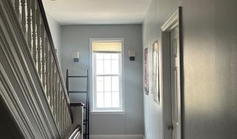 389 CONARROE St, Philadelphia, PA 19128