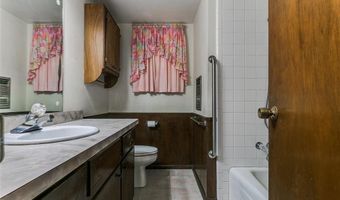 2120 N Divis Ave, Bethany, OK 73008