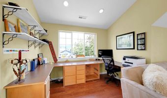 951 S St, Springfield, OR 97477