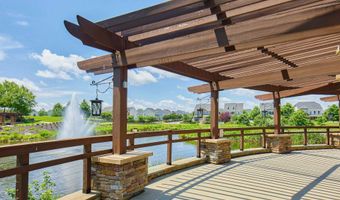 25066 CROXLEY GREEN Sq, Aldie, VA 20105