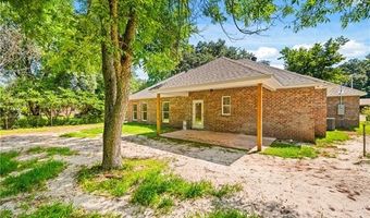 908 SNOW WHITE Dr, Alexandria, LA 71303