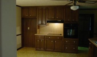 220 Lantern Ridge Ct, Alpharetta, GA 30009