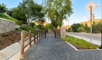 22013 Long Trot Dr, Escondido, CA 92029