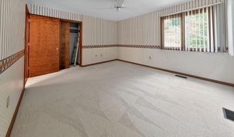 104 HOBSON Dr, Hockessin, DE 19707