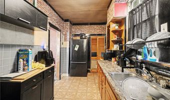 912 Franklin Ave, Aliquippa, PA 15001