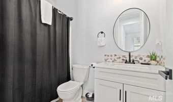 412 Antonette Cir, Cascade, ID 83611