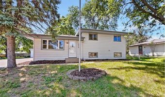 926 38th Ave, Anoka, MN 55303