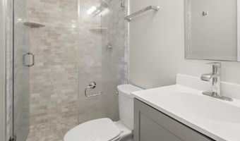 6356 11TH Rd N, Arlington, VA 22205